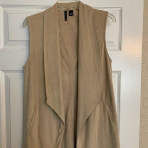 New Directions ladies suede like vest.